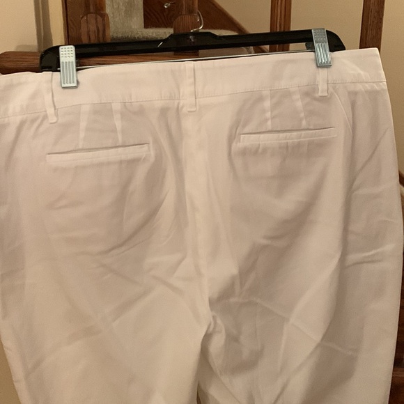 Talbots crop pants - Picture 3 of 3